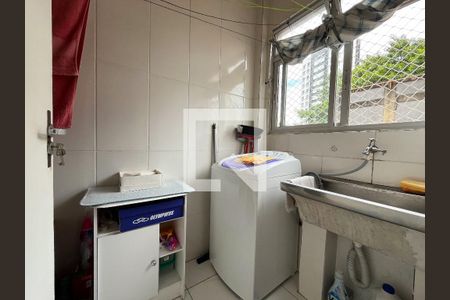 Apartamento à venda com 68m², 3 quartos e 1 vagaÁrea de Serviço