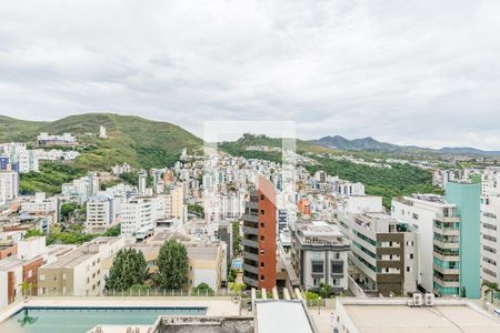Apartamento para alugar com 107m², 4 quartos e 3 vagas Apartamento para alugar com 107m², 4 quartos e 3 vagasSuíte