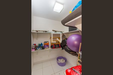 Apartamento para alugar com 107m², 4 quartos e 3 vagas Apartamento para alugar com 107m², 4 quartos e 3 vagasQuarto de Serviço