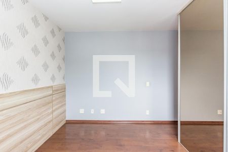 Apartamento para alugar com 107m², 4 quartos e 3 vagas Apartamento para alugar com 107m², 4 quartos e 3 vagasSuíte