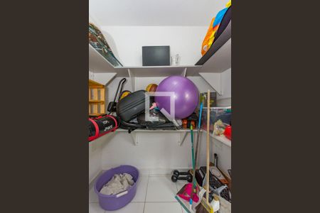 Apartamento para alugar com 107m², 4 quartos e 3 vagas Apartamento para alugar com 107m², 4 quartos e 3 vagasQuarto de Serviço