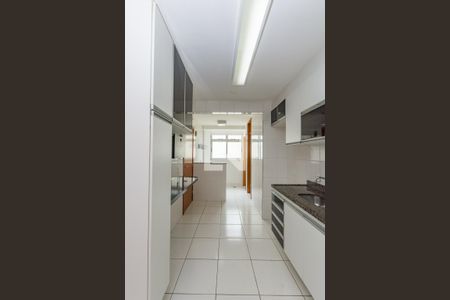 Apartamento para alugar com 107m², 4 quartos e 3 vagas Apartamento para alugar com 107m², 4 quartos e 3 vagasCozinha