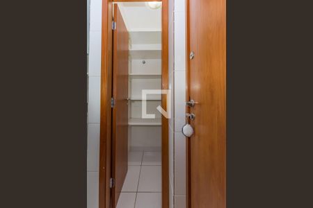 Apartamento para alugar com 107m², 4 quartos e 3 vagas Apartamento para alugar com 107m², 4 quartos e 3 vagasDespensa