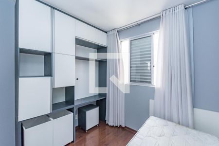 Apartamento para alugar com 107m², 4 quartos e 3 vagas Apartamento para alugar com 107m², 4 quartos e 3 vagasQuarto 2