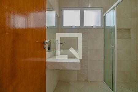 Banheiro de casa à venda com 3 quartos, 150m² em Chácara Inglesa, São Paulo