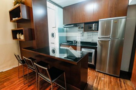 Cozinha - Armários de apartamento para alugar com 1 quarto, 84m² em Vila Andrade, São Paulo