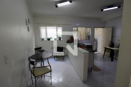 Casa de condomínio à venda com 127m², 3 quartos e 2 vagasCozinha
