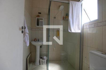 Casa de condomínio à venda com 127m², 3 quartos e 2 vagasSuite - Banheiro