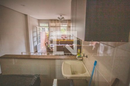 Casa à venda com 92m², 2 quartos e 1 vaga Casa à venda com 92m², 2 quartos e 1 vagaVista