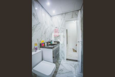 Casa à venda com 92m², 2 quartos e 1 vaga Casa à venda com 92m², 2 quartos e 1 vagaBanheiro