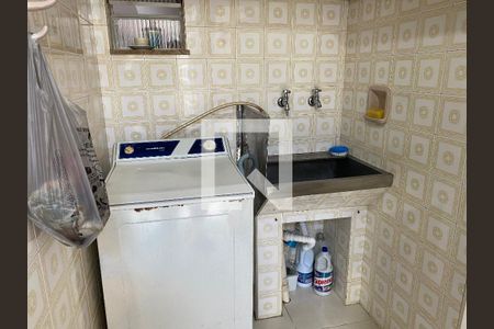 Casa à venda com 100m², 2 quartos e 1 vagaÁrea de Serviço