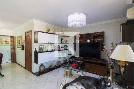 Apartamento à venda com 161m², 3 quartos e 1 vaga Apartamento à venda com 161m², 3 quartos e 1 vagaSala