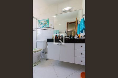 Apartamento à venda com 161m², 3 quartos e 1 vaga Apartamento à venda com 161m², 3 quartos e 1 vagaBanheiro da Suíte
