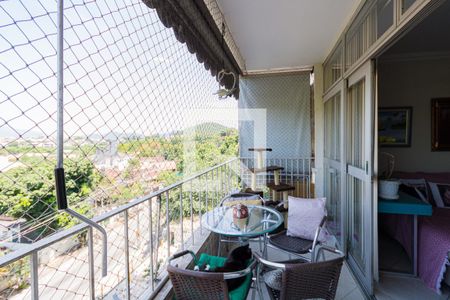 Apartamento à venda com 161m², 3 quartos e 1 vaga Apartamento à venda com 161m², 3 quartos e 1 vagaVaranda da Sala