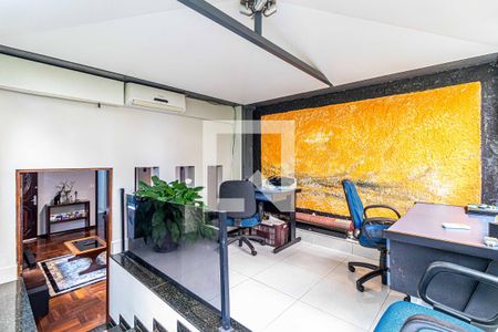 Escritório de casa à venda com 3 quartos, 258m² em Butantã, São Paulo