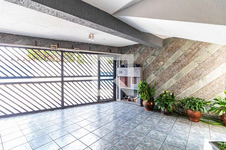 Casa à venda com 258m², 3 quartos e 2 vagas Casa à venda com 258m², 3 quartos e 2 vagasGaragem