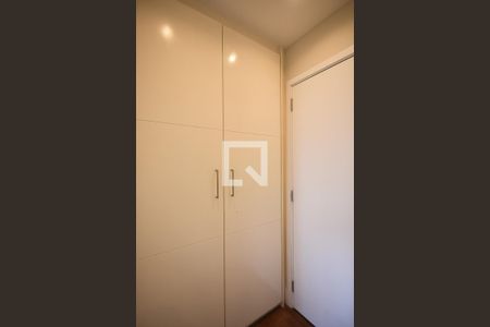 Apartamento à venda com 211m², 3 quartos e 3 vagasArmário da Suíte 2