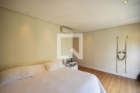 Apartamento à venda com 211m², 3 quartos e 3 vagasSuíte 3