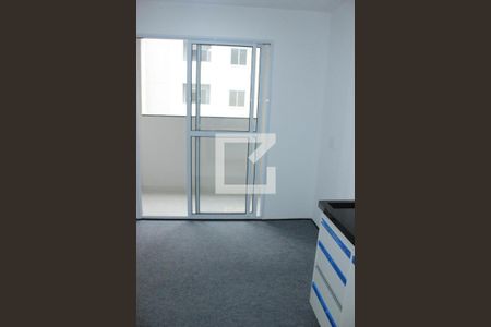 Sala de apartamento para alugar com 1 quarto, 27m² em Vila das Bandeiras, Guarulhos