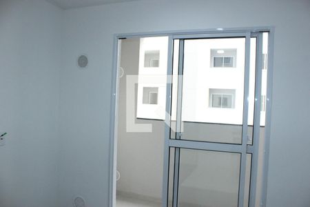 Sala de apartamento para alugar com 1 quarto, 27m² em Vila das Bandeiras, Guarulhos