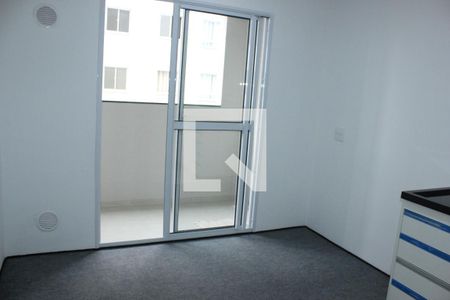 Sala de apartamento para alugar com 1 quarto, 27m² em Vila das Bandeiras, Guarulhos