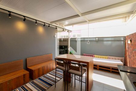 Apartamento para alugar com 65m², 1 quarto e 1 vagaVaranda