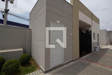 Apartamento para alugar com 37m², 2 quartos e sem vagaFachada e portaria
