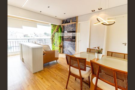 Apartamento para alugar com 46m², 2 quartos e 1 vaga Apartamento para alugar com 46m², 2 quartos e 1 vagaSala, Varanda e Cozinha