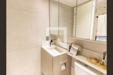 Apartamento para alugar com 46m², 2 quartos e 1 vaga Apartamento para alugar com 46m², 2 quartos e 1 vagaBanheiro