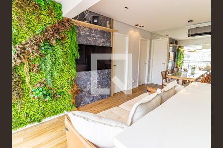 Apartamento para alugar com 46m², 2 quartos e 1 vaga Apartamento para alugar com 46m², 2 quartos e 1 vagaSala, Varanda e Cozinha