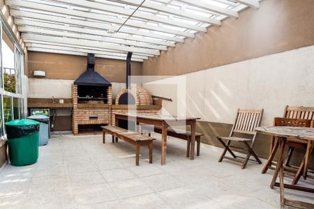 Apartamento à venda com 71m², 2 quartos e 1 vaga Apartamento à venda com 71m², 2 quartos e 1 vagaÁrea Comum - Churrasqueira