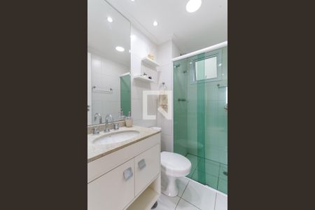 Apartamento à venda com 71m², 2 quartos e 1 vaga Apartamento à venda com 71m², 2 quartos e 1 vagaBanheiro