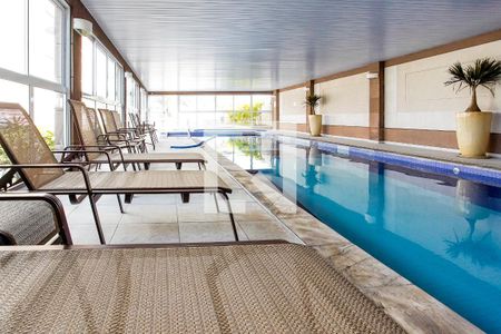 Apartamento à venda com 71m², 2 quartos e 1 vaga Apartamento à venda com 71m², 2 quartos e 1 vagaÁrea Comum - Piscina