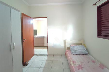 Casa à venda com 326m², 3 quartos e 2 vagasQuarto 3