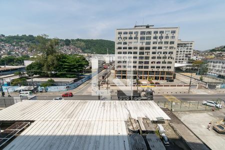 Vista do Quarto 1 de apartamento para alugar com 3 quartos, 70m² em Olaria, Rio de Janeiro