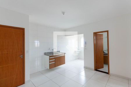 Sala/Cozinha de apartamento à venda com 2 quartos, 42m² em Vila Nhocune, São Paulo