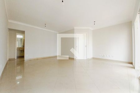 Sala de apartamento à venda com 2 quartos, 130m² em Cambuí, Campinas