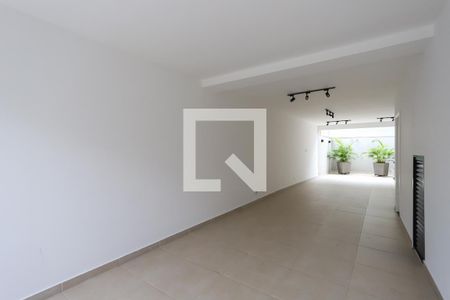 Casa à venda com 189m², 2 quartos e 3 vagasGaragem