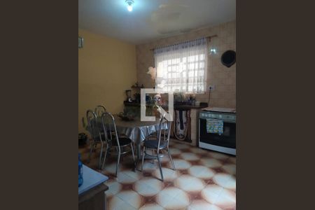 Casa à venda com 4 quartos, 190m² em Vila Nova Mazzei, São Paulo