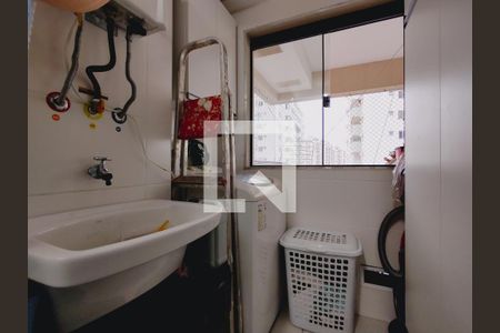 Apartamento à venda com 79m², 3 quartos e 1 vagaÁrea de Serviço