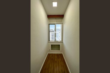Sala de apartamento para alugar com 2 quartos, 70m² em Copacabana, Rio de Janeiro