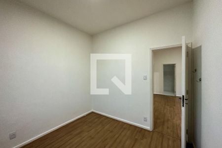 Quarto 01 de apartamento para alugar com 2 quartos, 70m² em Copacabana, Rio de Janeiro