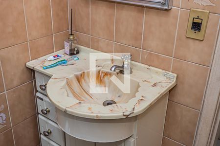 Casa à venda com 160m², 3 quartos e 3 vagasBanheiro suite