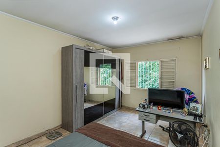 Casa à venda com 160m², 3 quartos e 3 vagasSuite