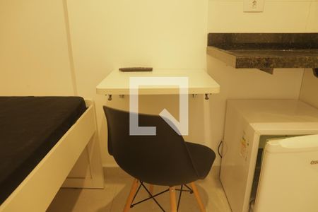 Kitnet/Studio de kitnet/studio para alugar com 1 quarto, 10m² em Vila Clementino, São Paulo