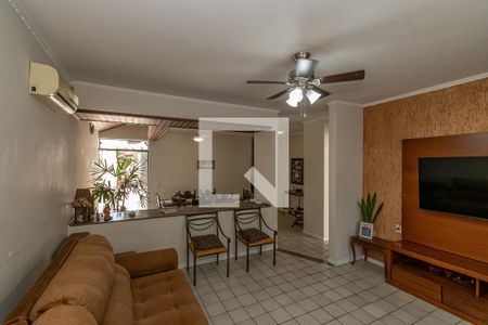 Sala de Estar/TV  de casa à venda com 3 quartos, 297m² em Jardim Conceição, Campinas