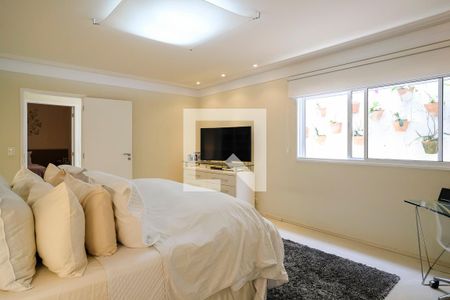 Suíte 1 de casa à venda com 3 quartos, 340m² em Santa Paula, São Caetano do Sul