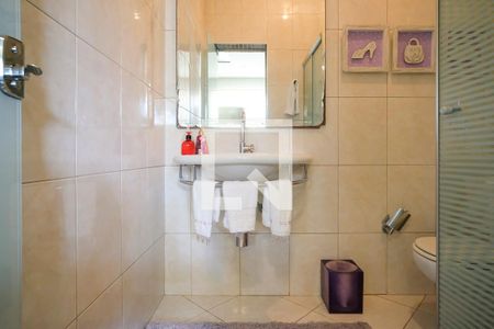 Casa à venda com 340m², 3 quartos e 3 vagasBanheiro Área de Lazer