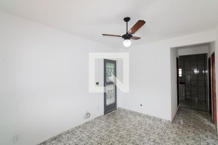 Sala de casa para alugar com 2 quartos, 110m² em Campo Grande, Rio de Janeiro