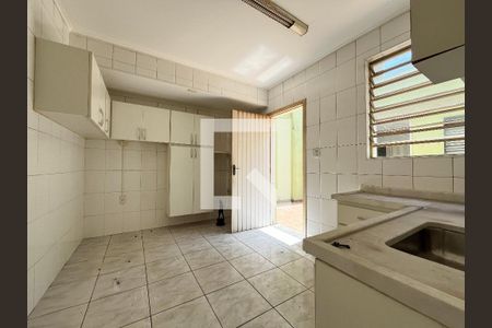 Casa à venda com 190m², 4 quartos e 3 vagasCozinha